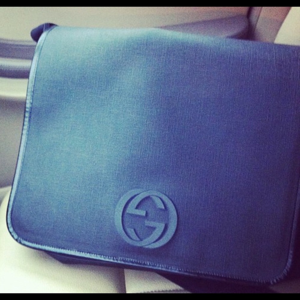 Gucci Messenger Bag